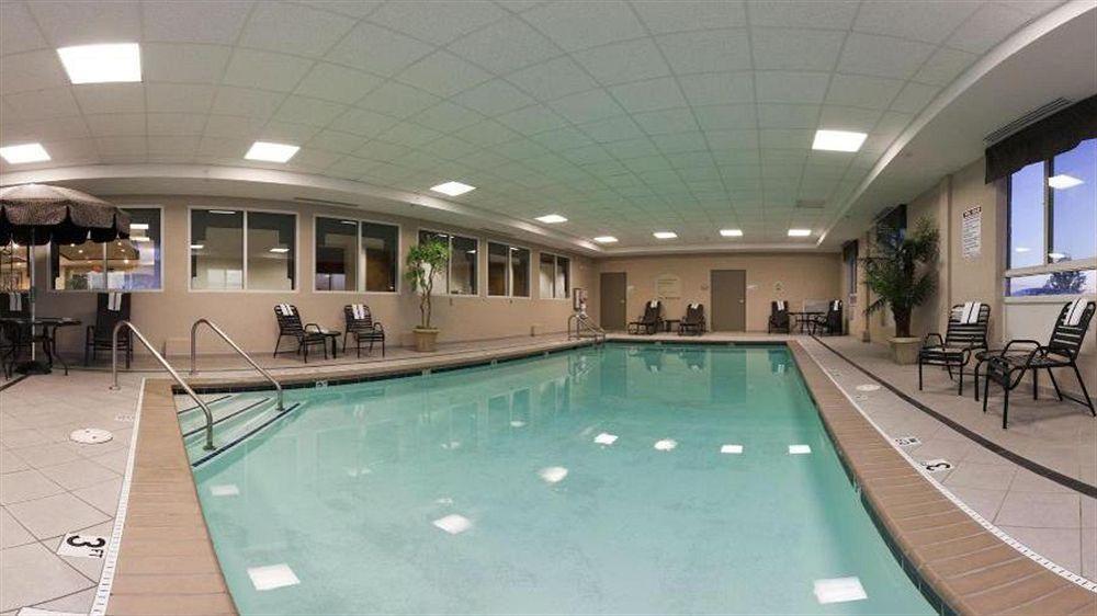 凯富套房酒店-近格林伍德大学 外观 照片